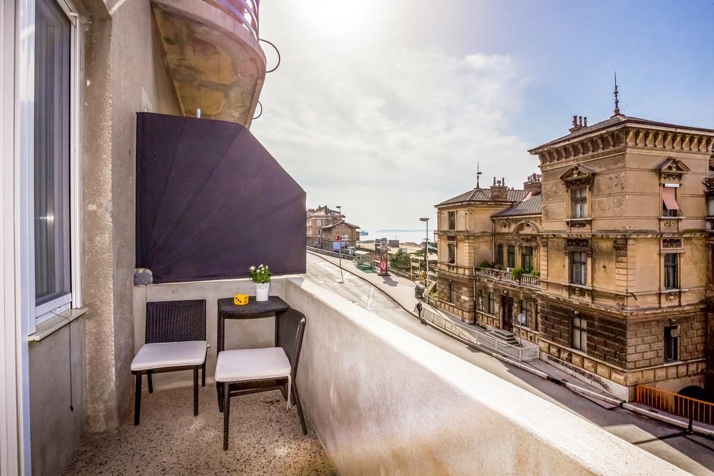 Studio Apartman Piramida Rijeka Exterior foto